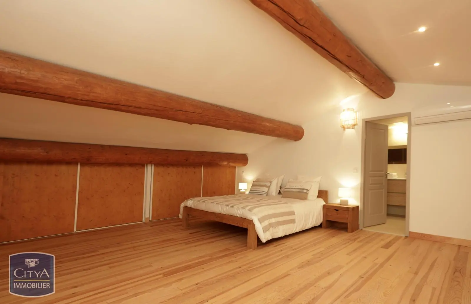 Photo 3 Appartement 4 pièces 99.37m²