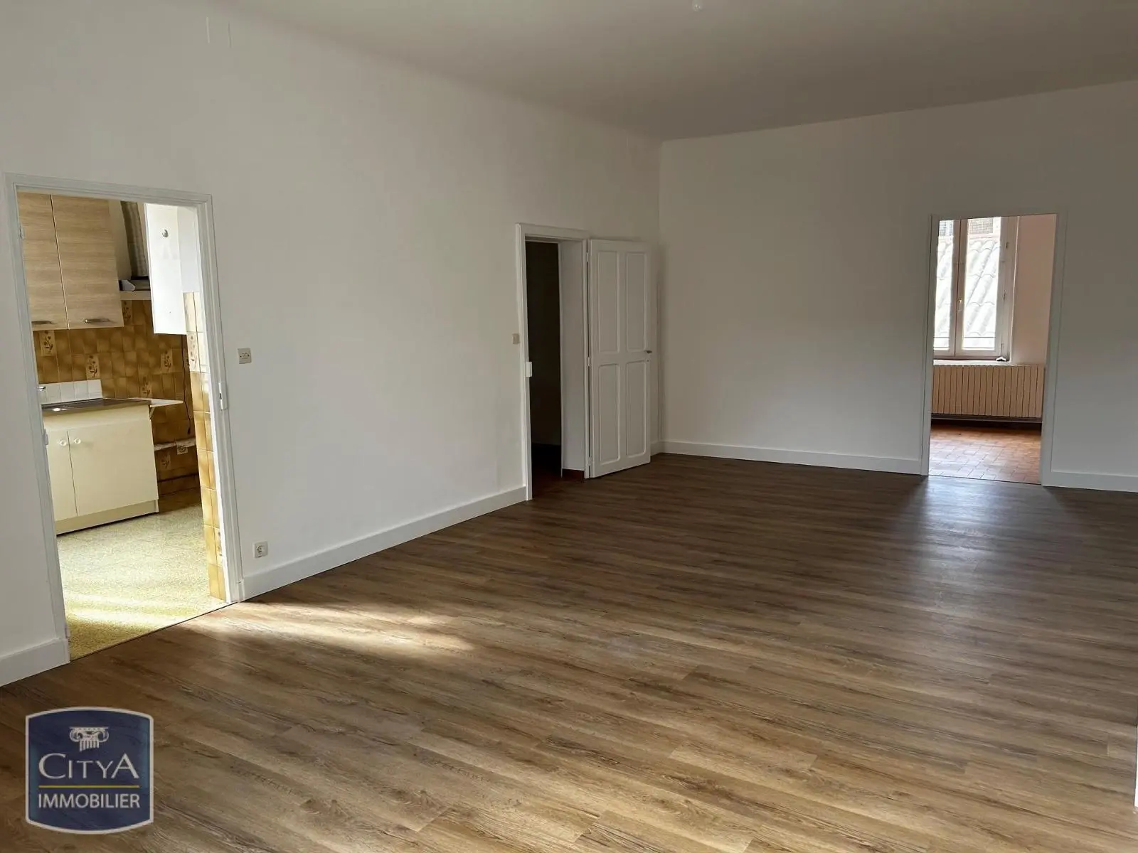 Photo 2 Appartement 4 pièces 99.81m²