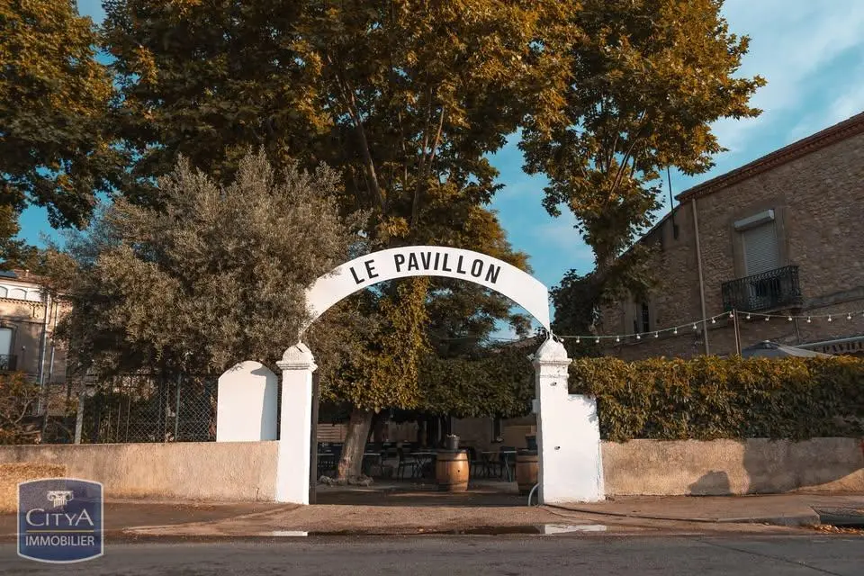 Photo 1 Local Commercial