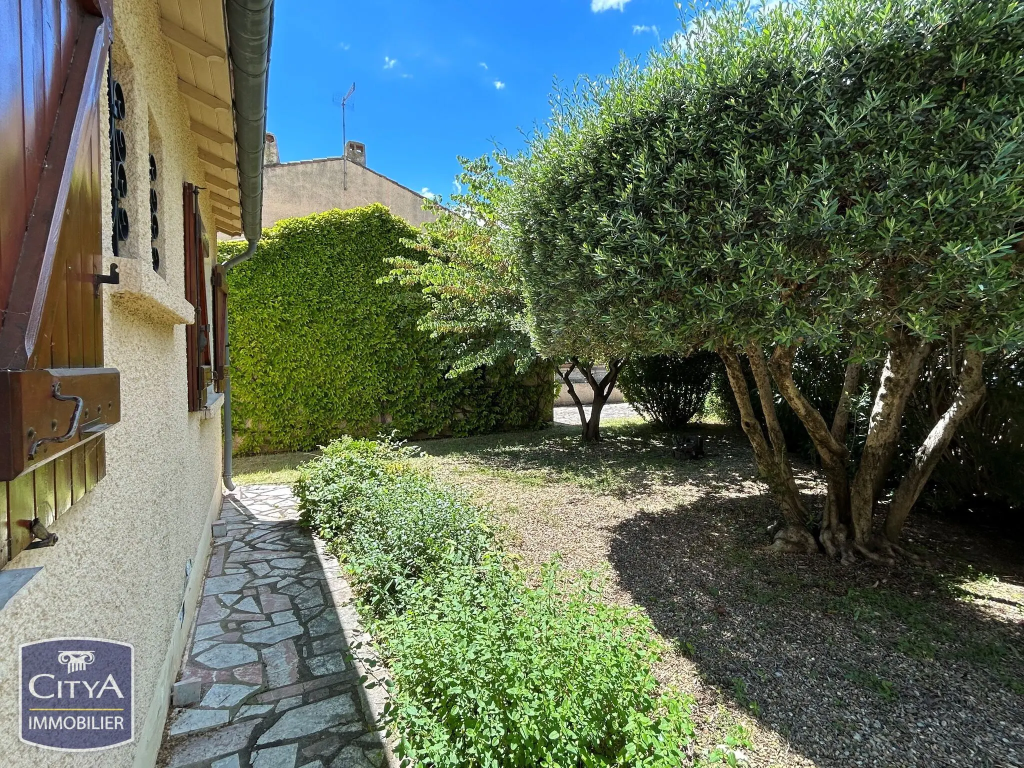 Photo 2 Maison 7 pièces 143m²