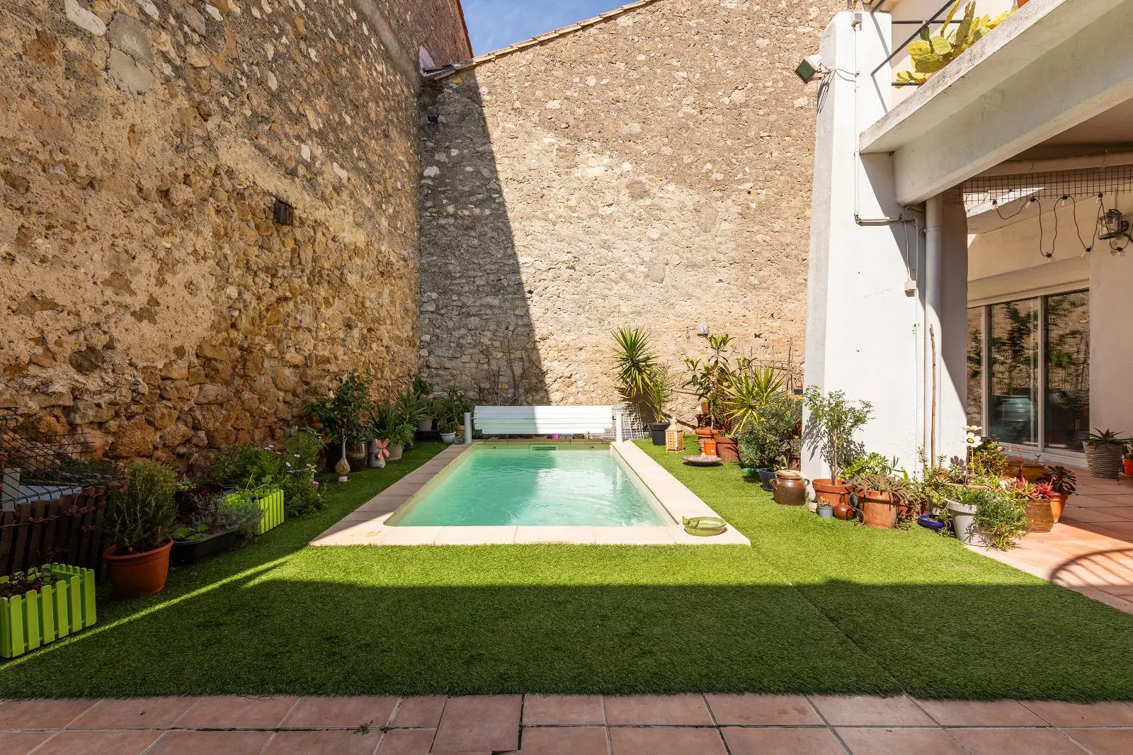 Photo 1 Maison 8 pièces 165m²