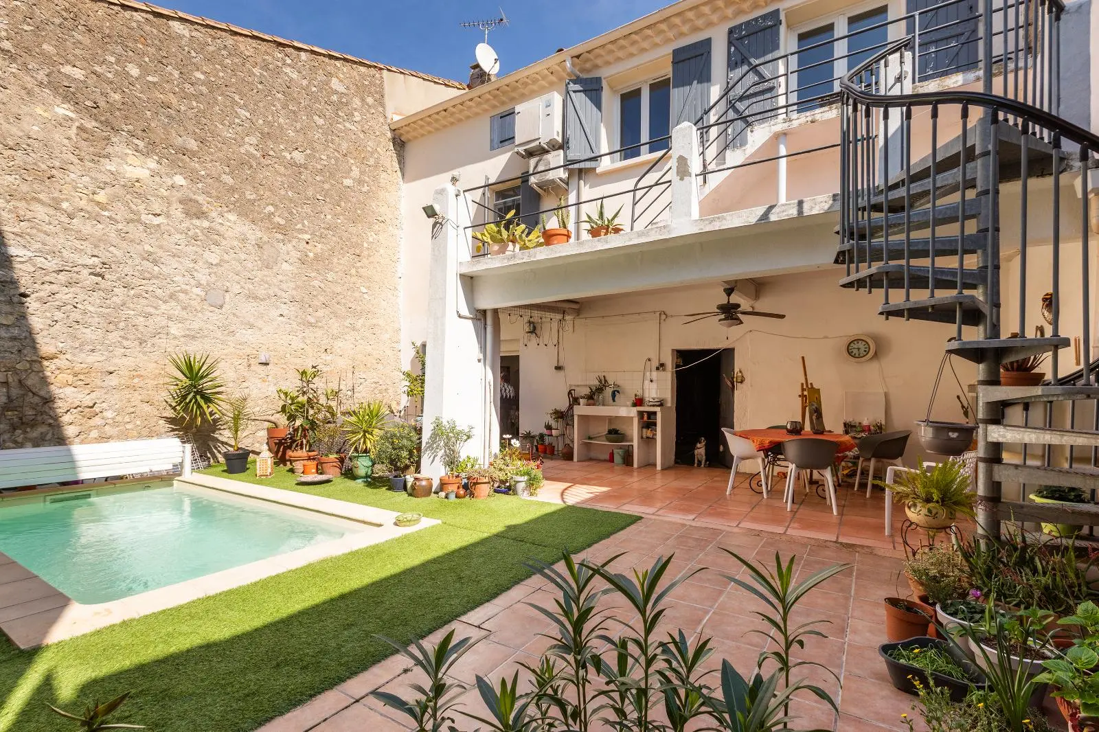 Photo 2 Maison 8 pièces 165m²