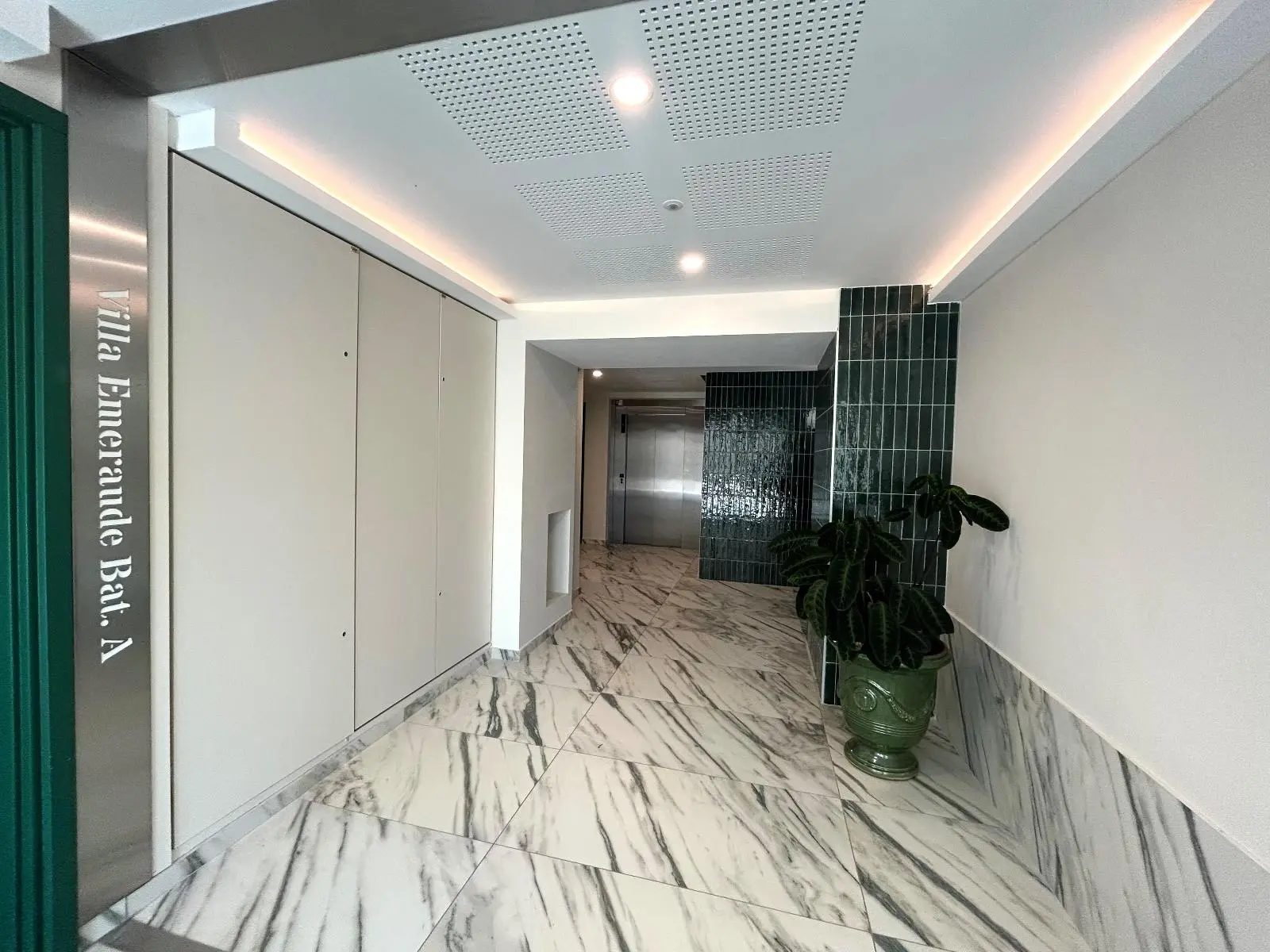 Photo 1 Appartement 3 pièces 79.9m²