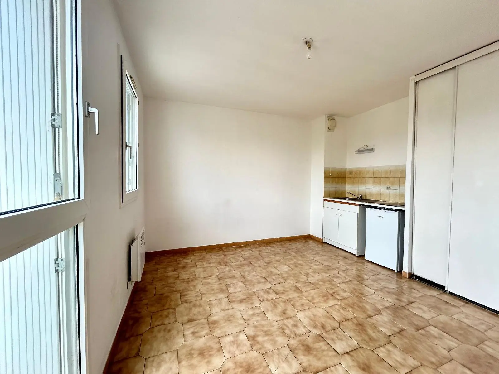 Photo 2 Appartement 1 pièce 21.37m²