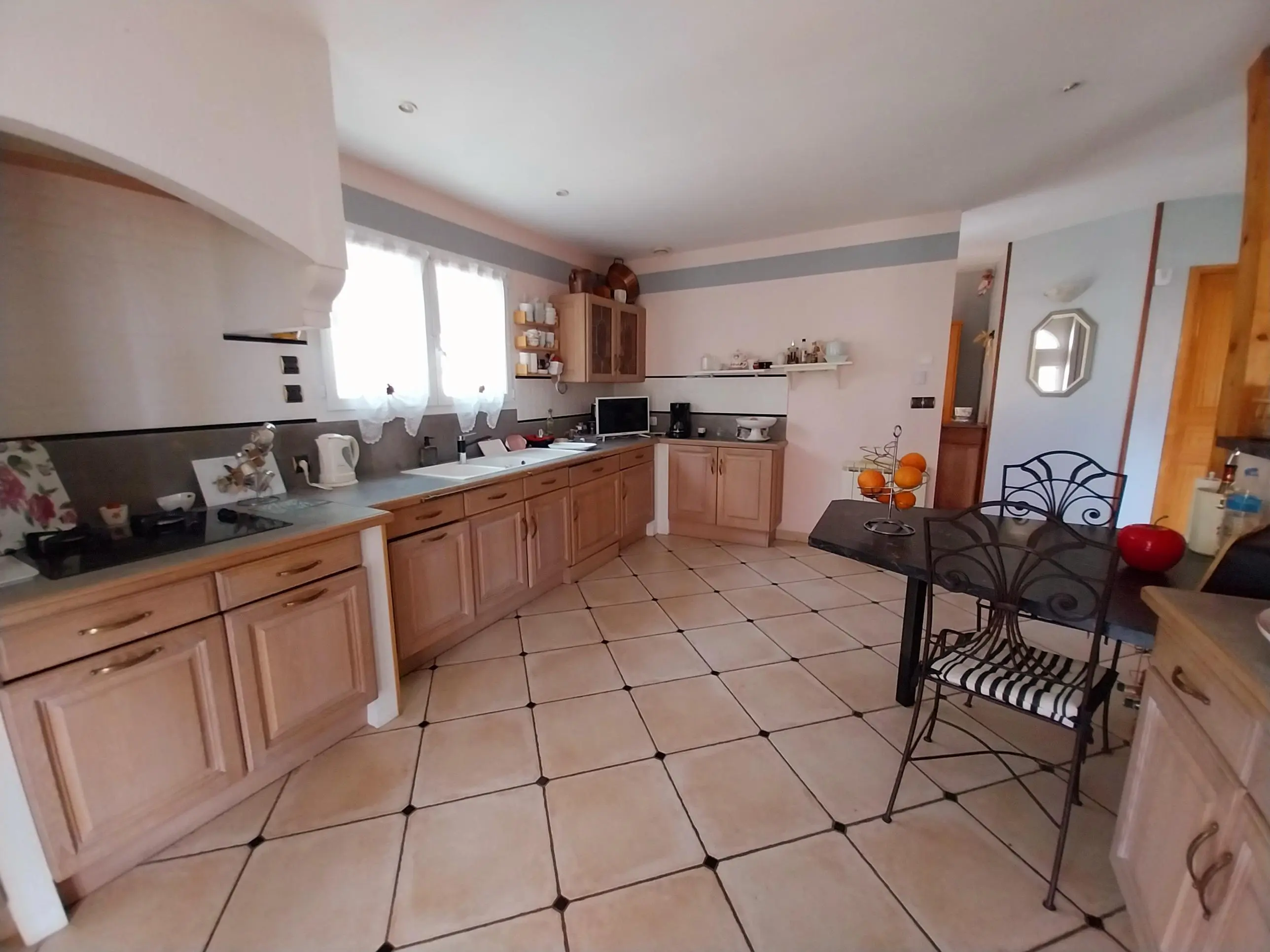 Photo 3 Maison 4 pièces 156m²