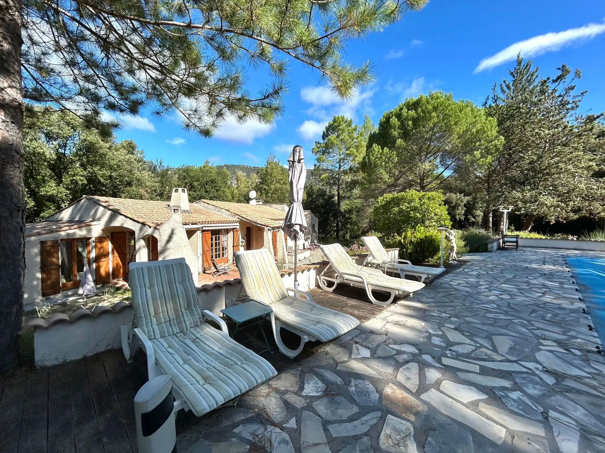 Photo 2 Maison 5 pièces 109m²