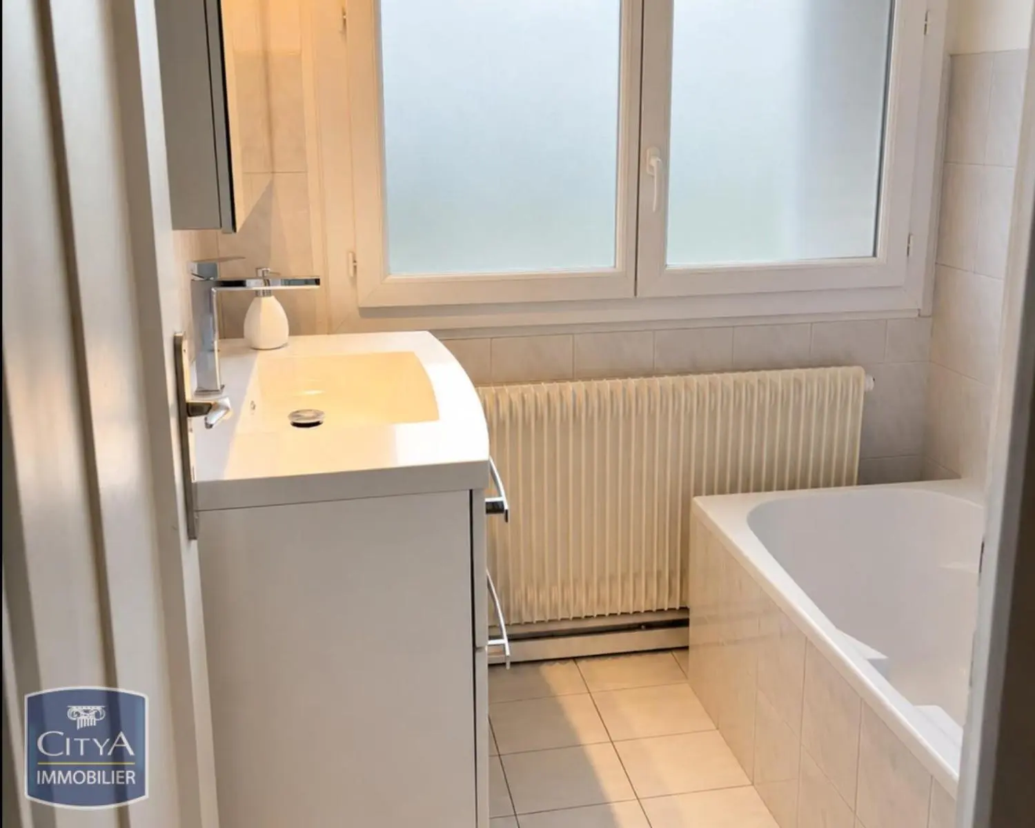 Photo 2 Appartement 3 pièces 56m²