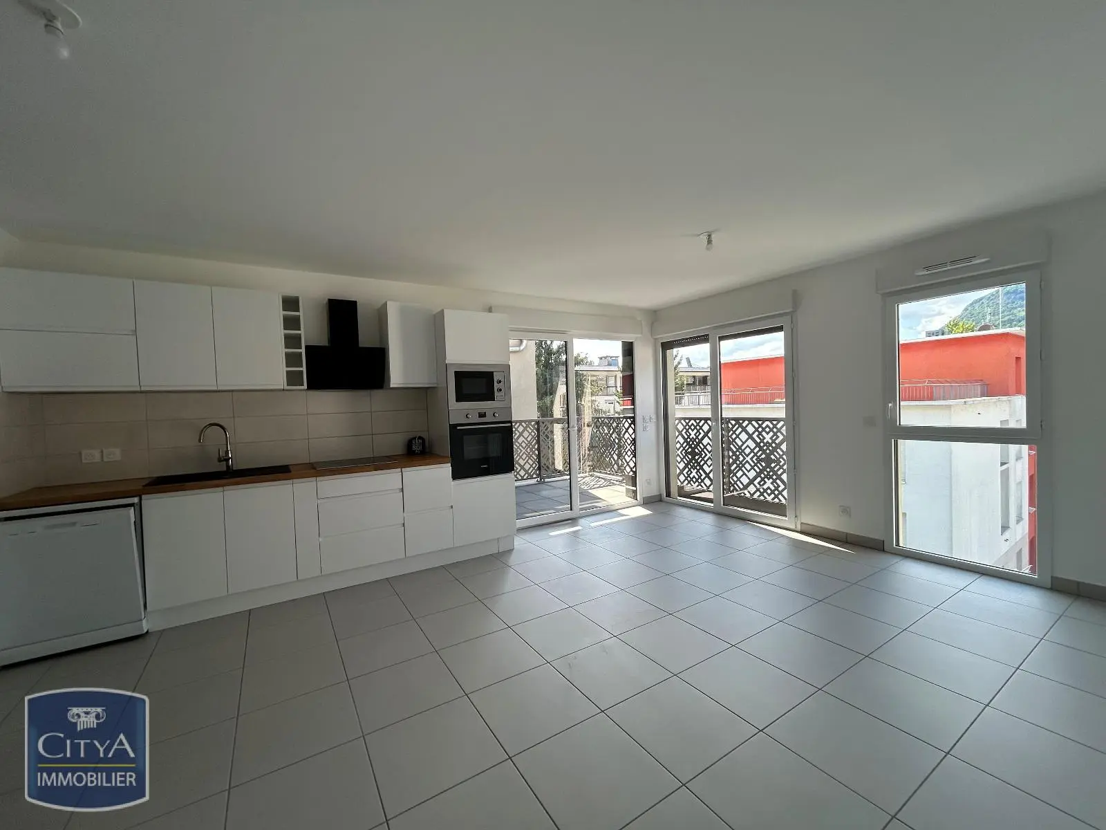 Photo 1 Appartement 3 pièces 65m²