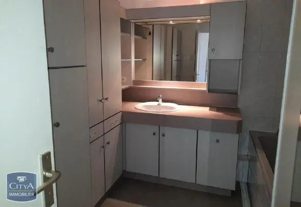 Photo 9 Appartement 3 pièces 65m²