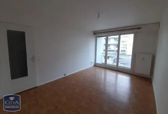 Photo 1 Appartement 1 pièce 29.62m²