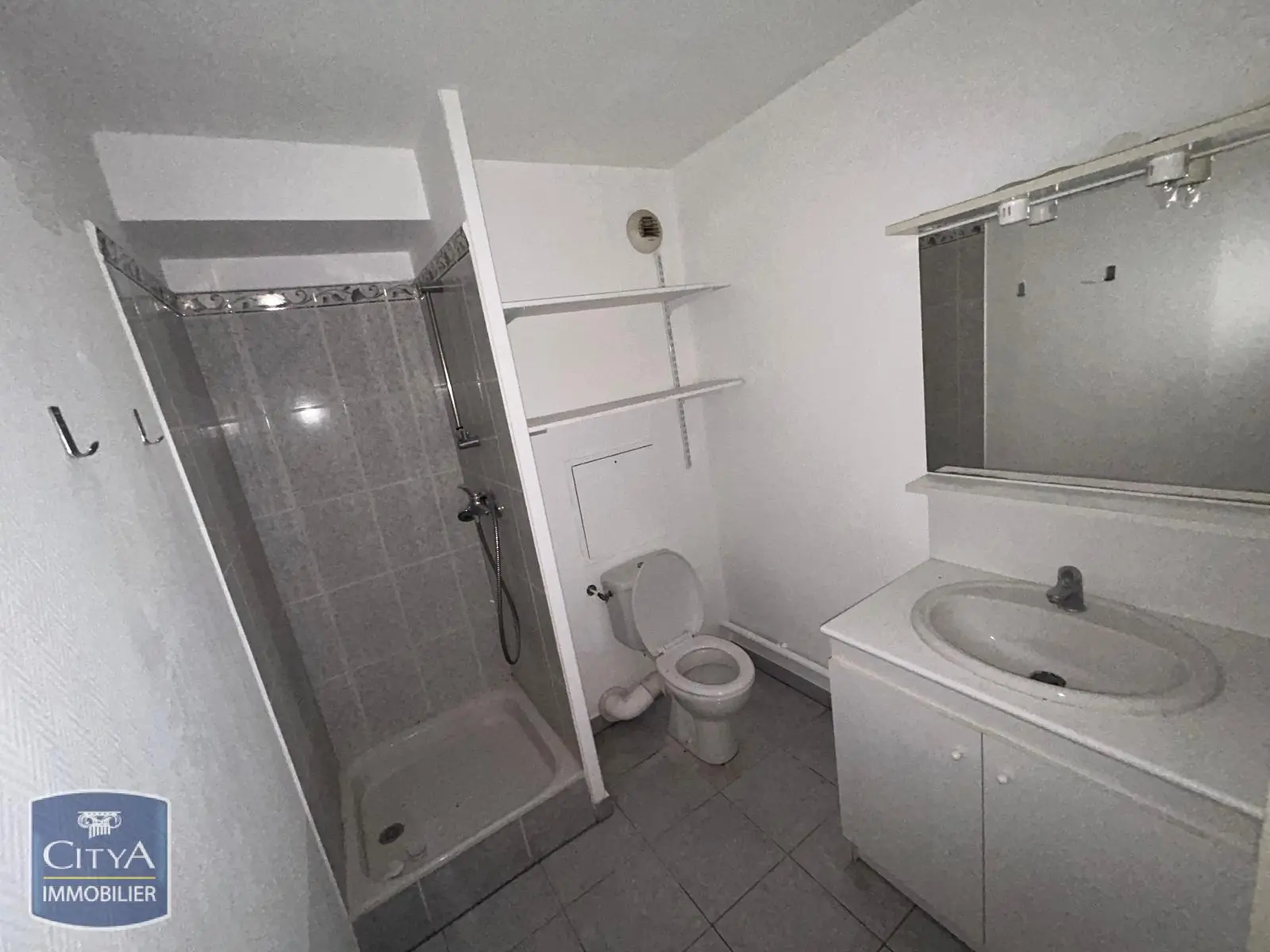 Photo 3 Appartement 1 pièce 28.06m²