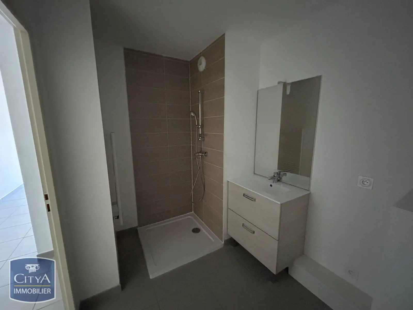 Photo 3 Appartement 2 pièces 42.75m²