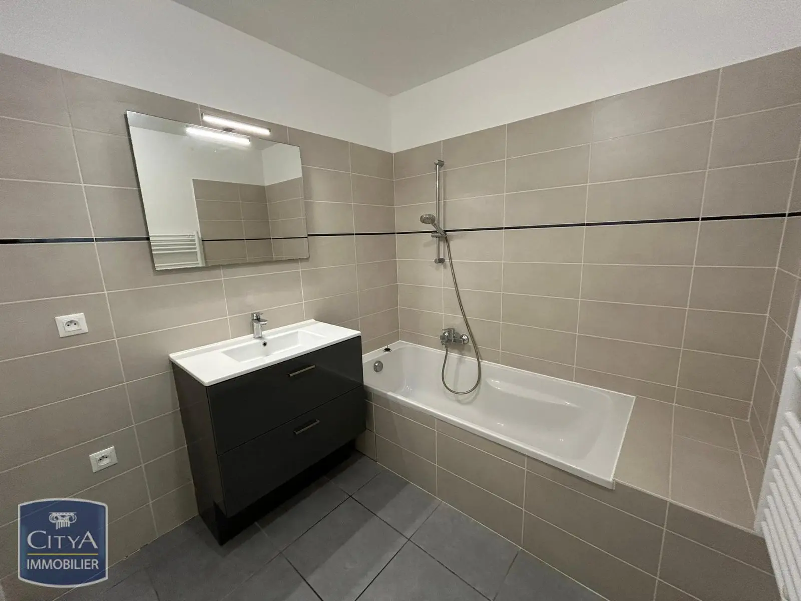 Photo 3 Appartement 3 pièces 67.98m²