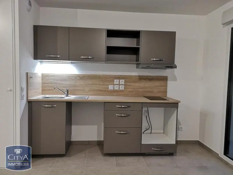 Photo 1 Appartement 1 pièce 28.36m²
