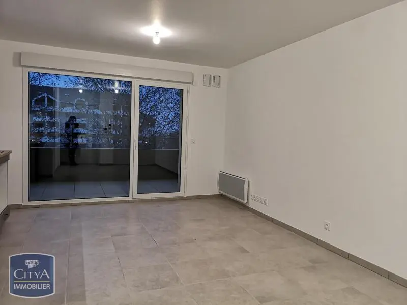 Photo 2 Appartement 1 pièce 28.36m²