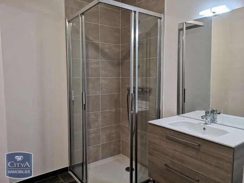Photo 3 Appartement 1 pièce 28.36m²