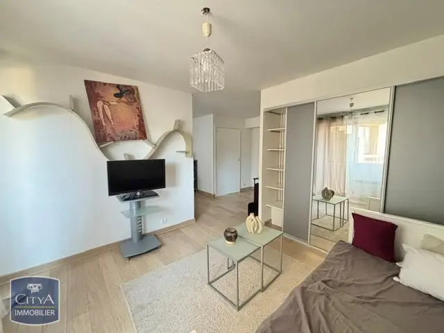 Photo 2 Appartement 1 pièce 30m²