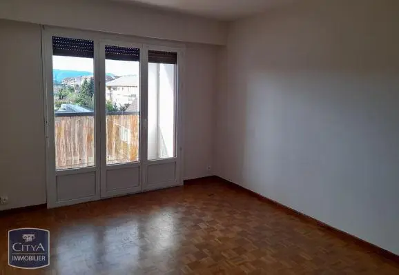 Photo 3 Appartement 1 pièce 32.3m²