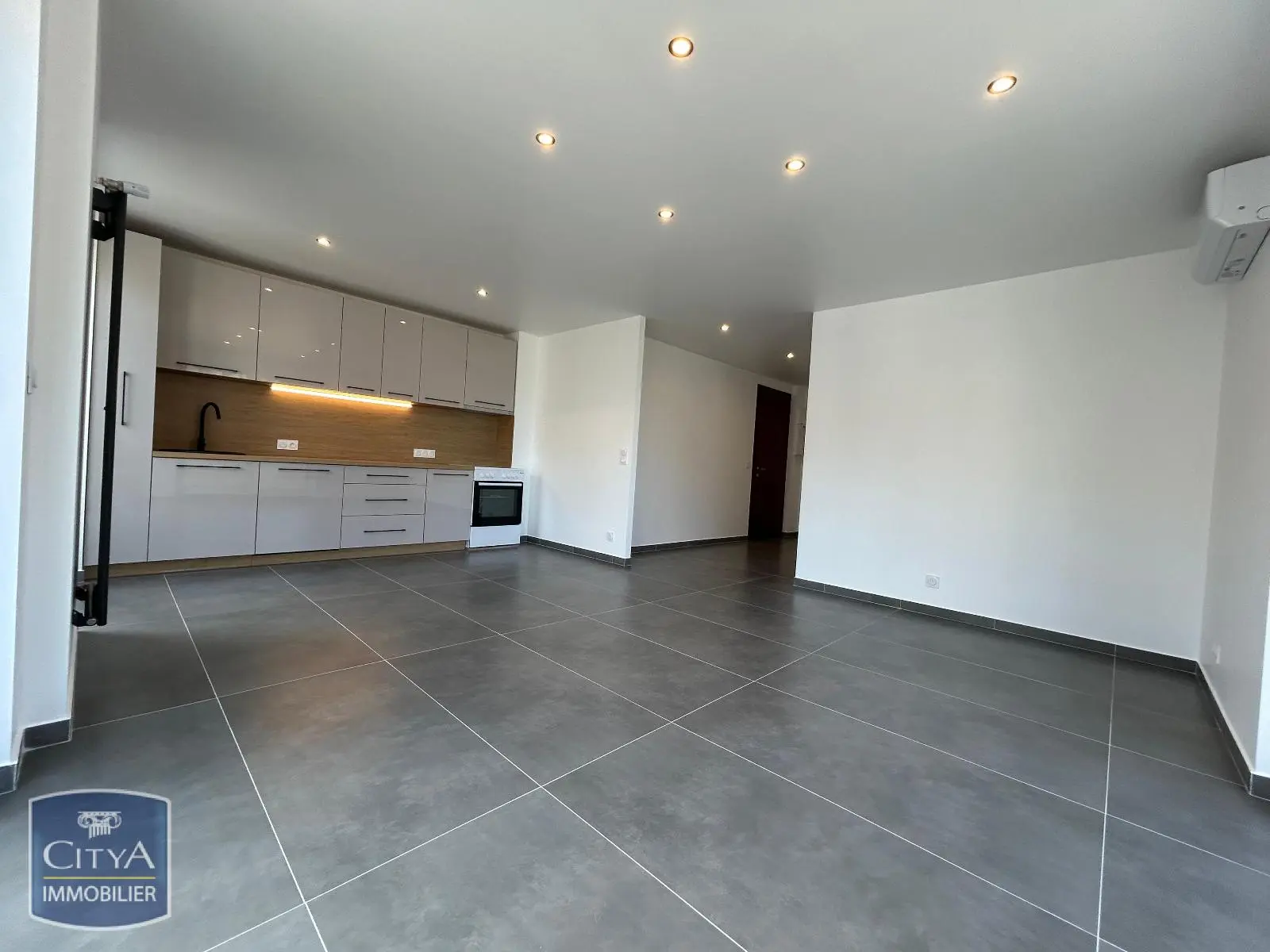 Photo 1 Appartement 3 pièces 60.58m²