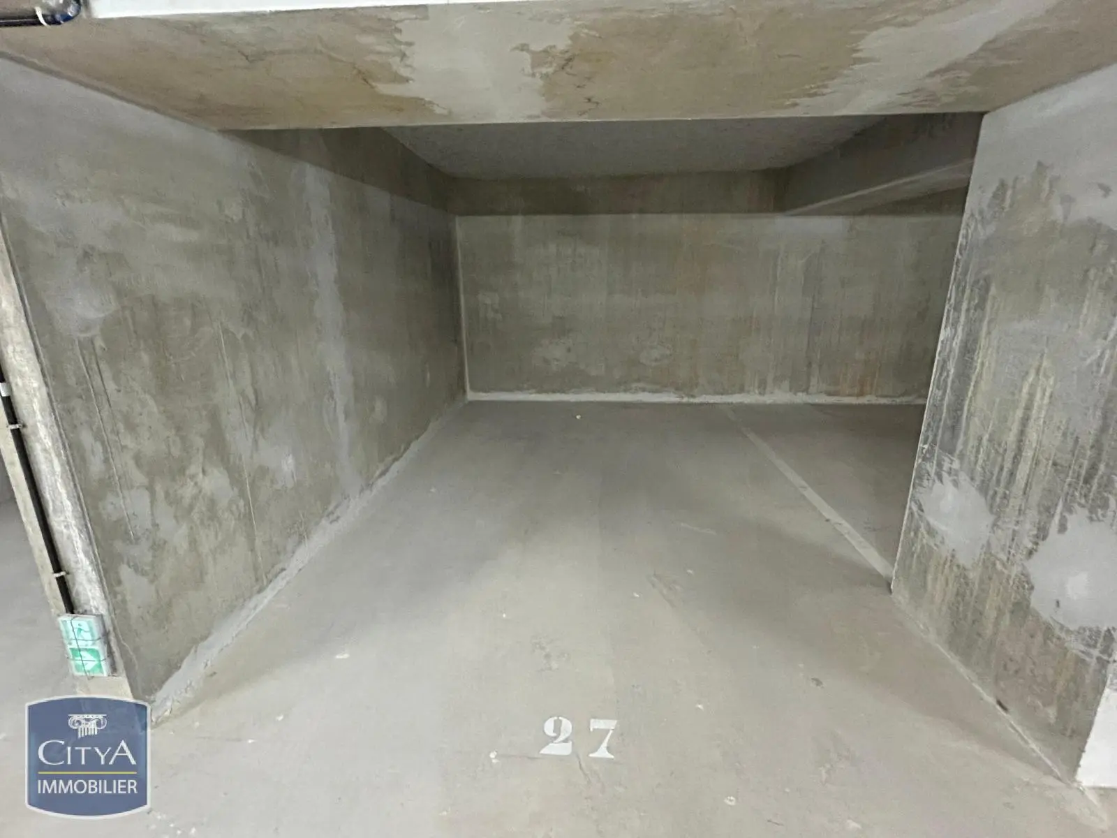 Photo 1 Parking 10m²