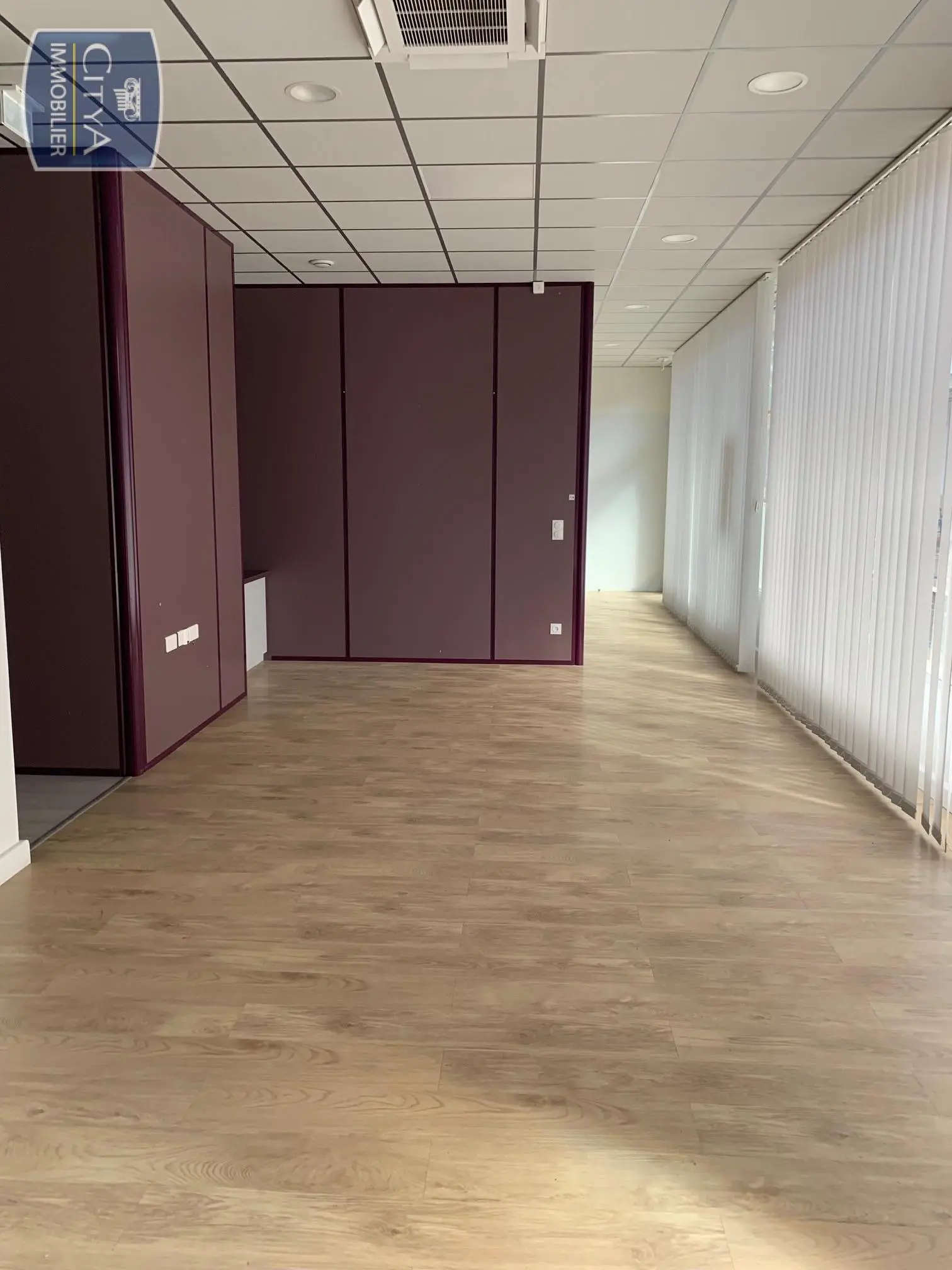 Photo 4 Local Commercial 412m²