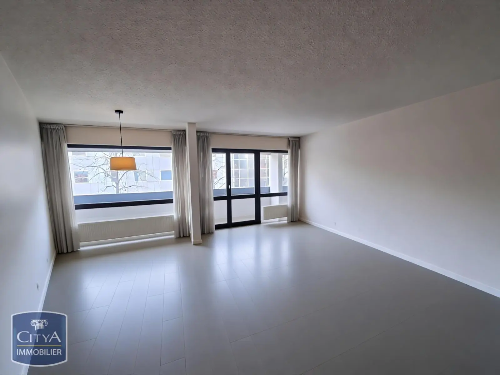 Photo 1 Appartement 4 pièces 96m²