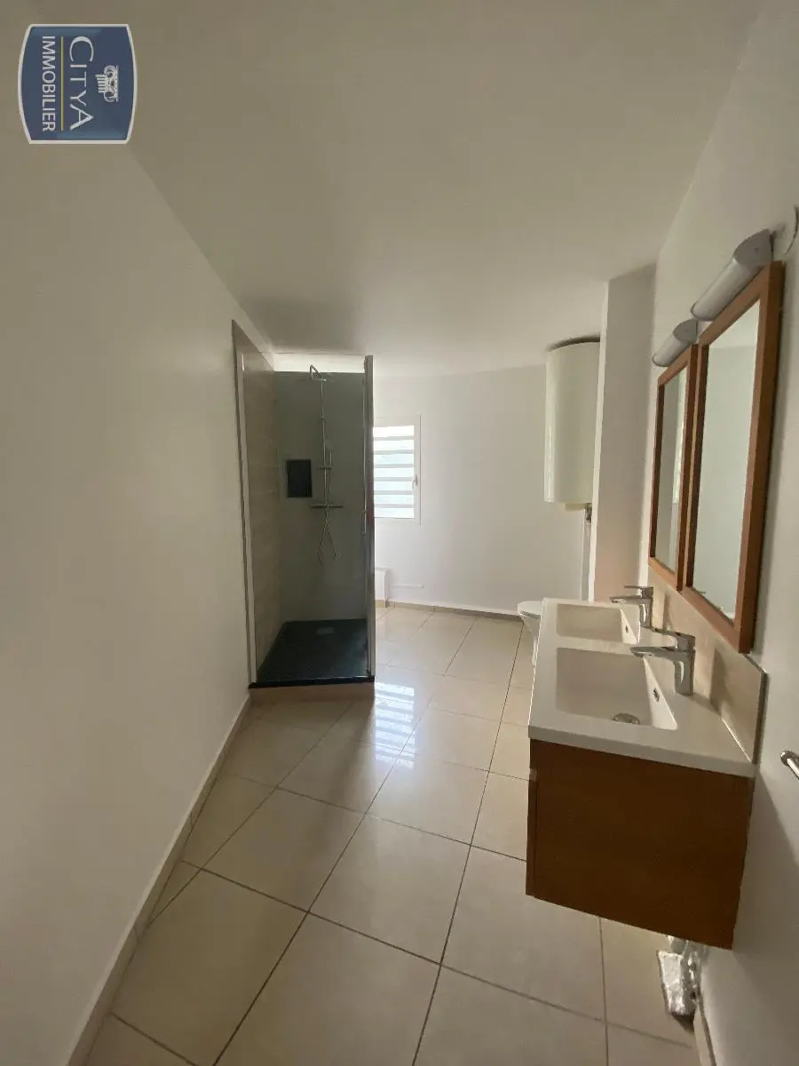 Photo 10 appartement Saint-Denis