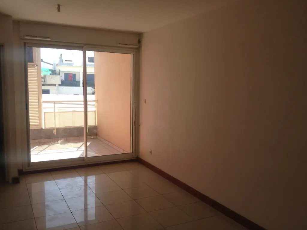 Photo 3 Appartement 2 pièces 33.53m²