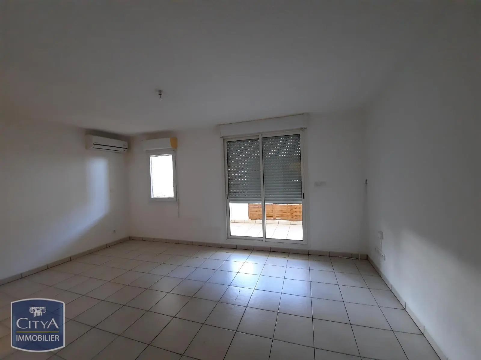 Photo 2 Appartement 1 pièce 25.27m²