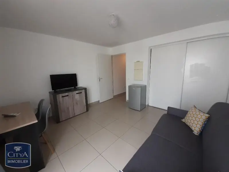 Photo 1 Appartement 1 pièce 22.48m²