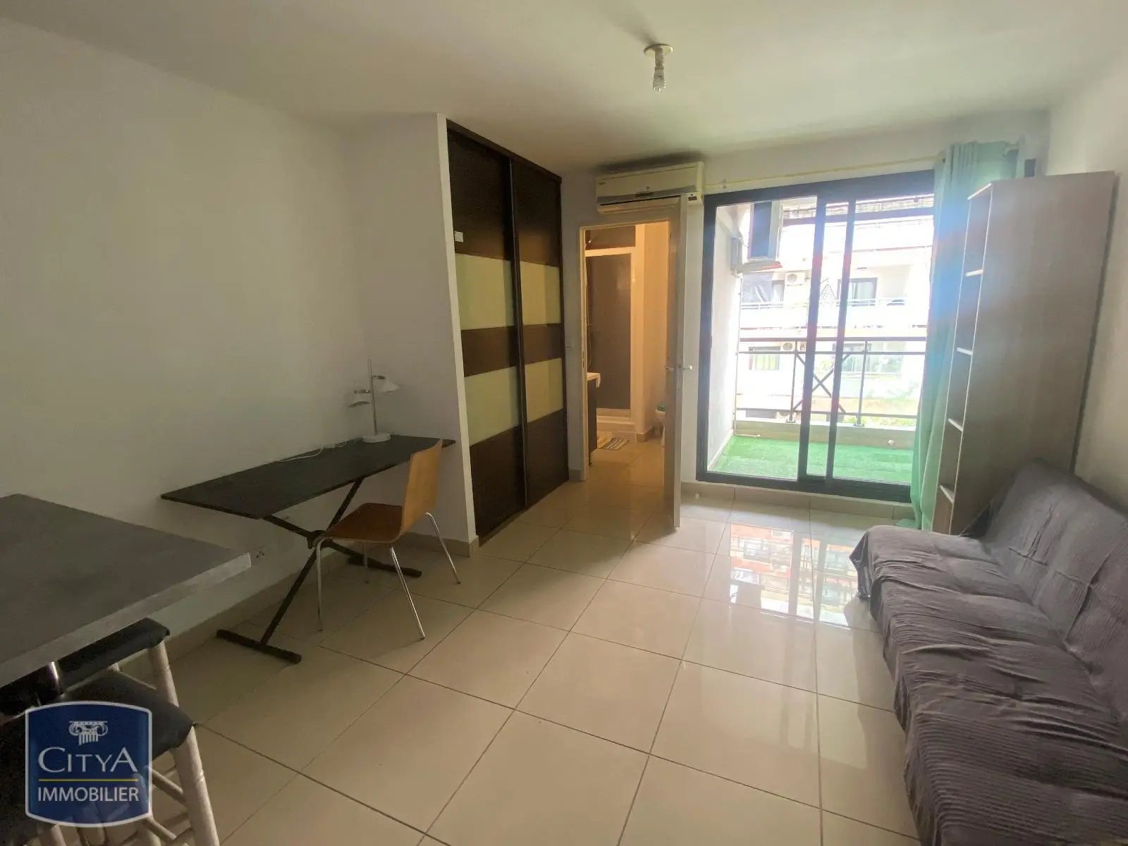 Photo 2 Appartement 1 pièce 20.54m²