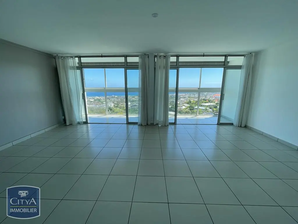 Photo 2 Appartement 4 pièces 115.97m²