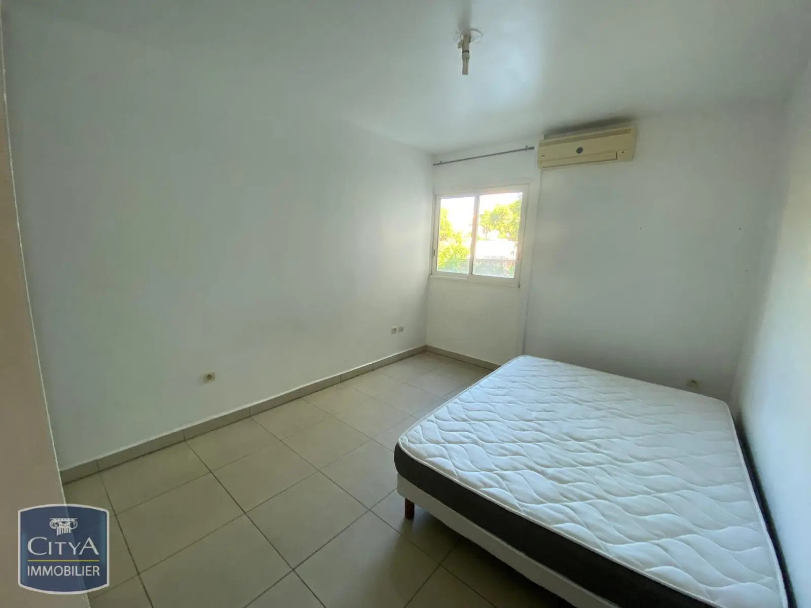 Photo 3 appartement Saint-Denis