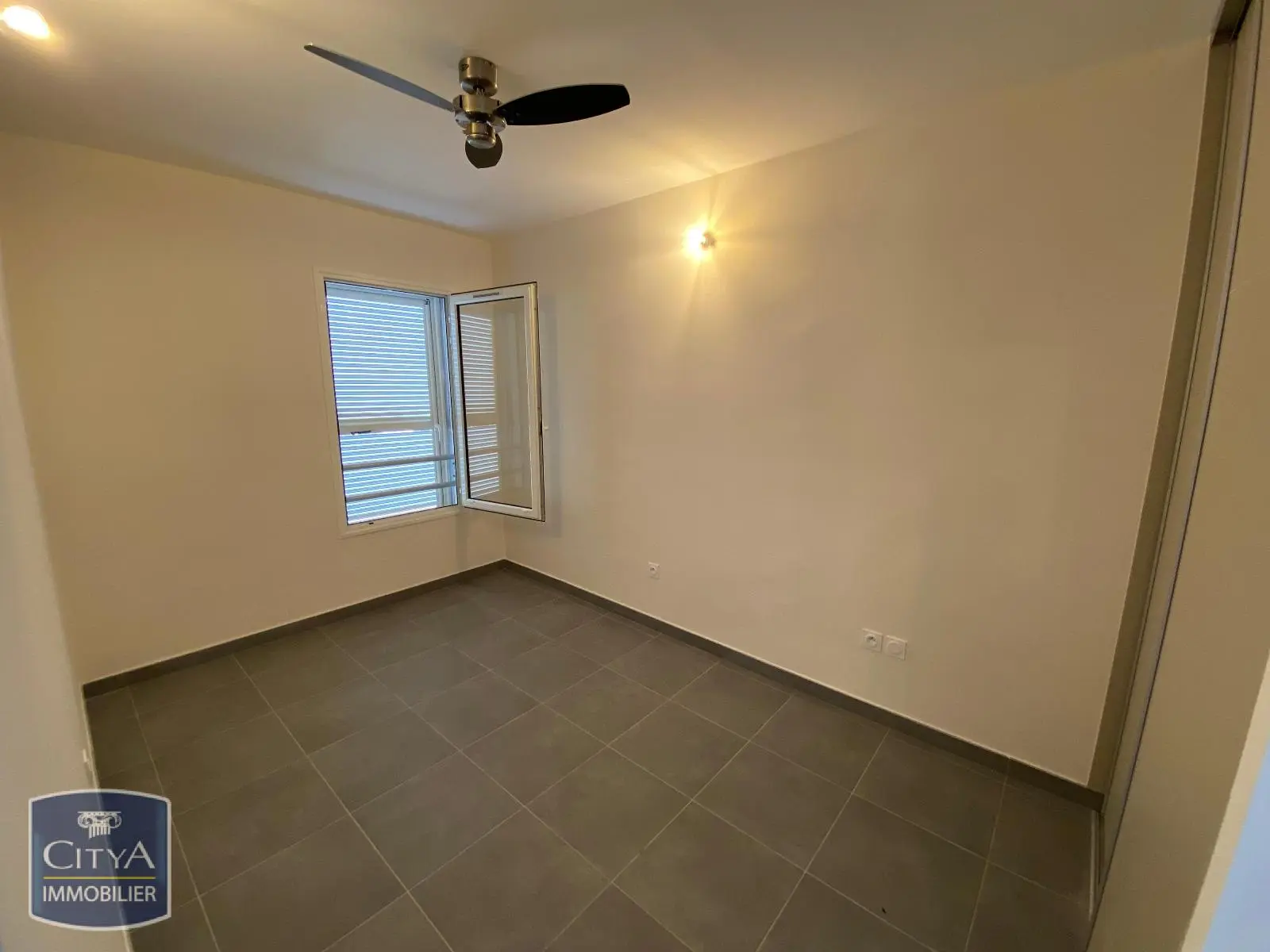 Photo 2 Appartement 3 pièces 89.04m²