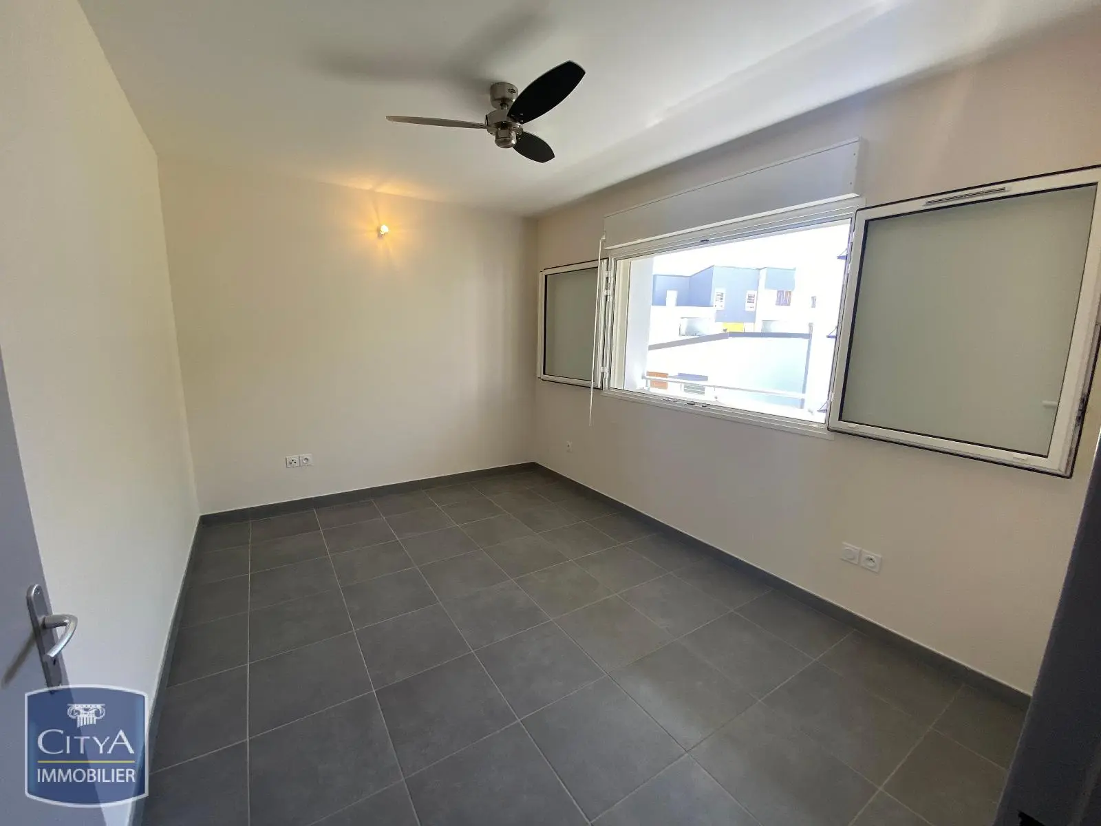 Photo 2 appartement Saint-Denis