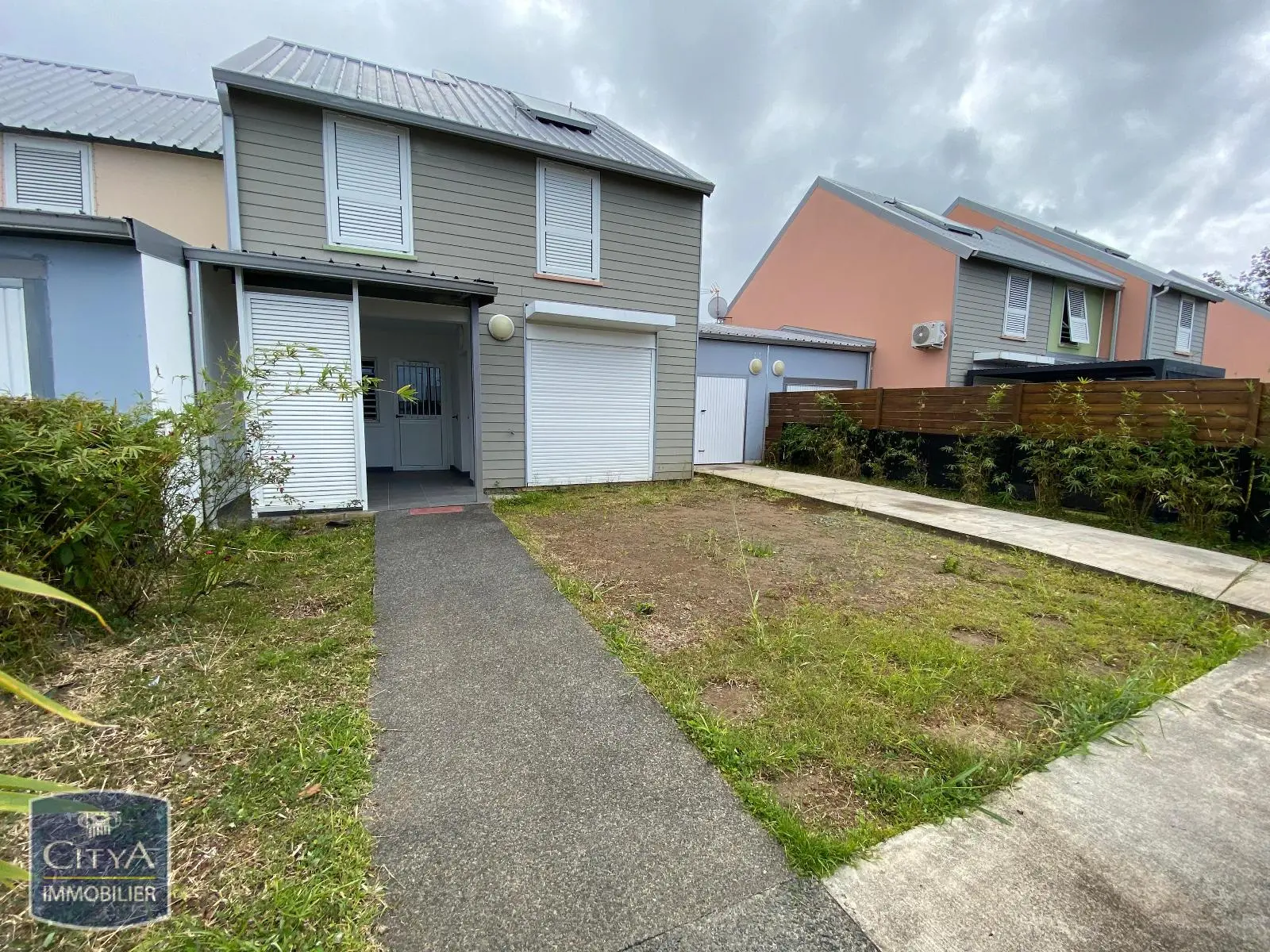 Photo 1 Maison 5 pièces 109m²