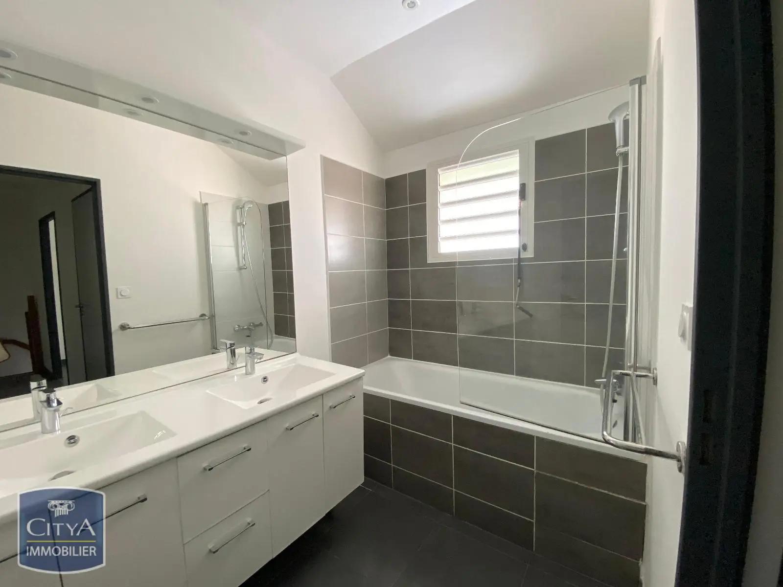 Photo 10 Maison 4 pièces 87.93m²