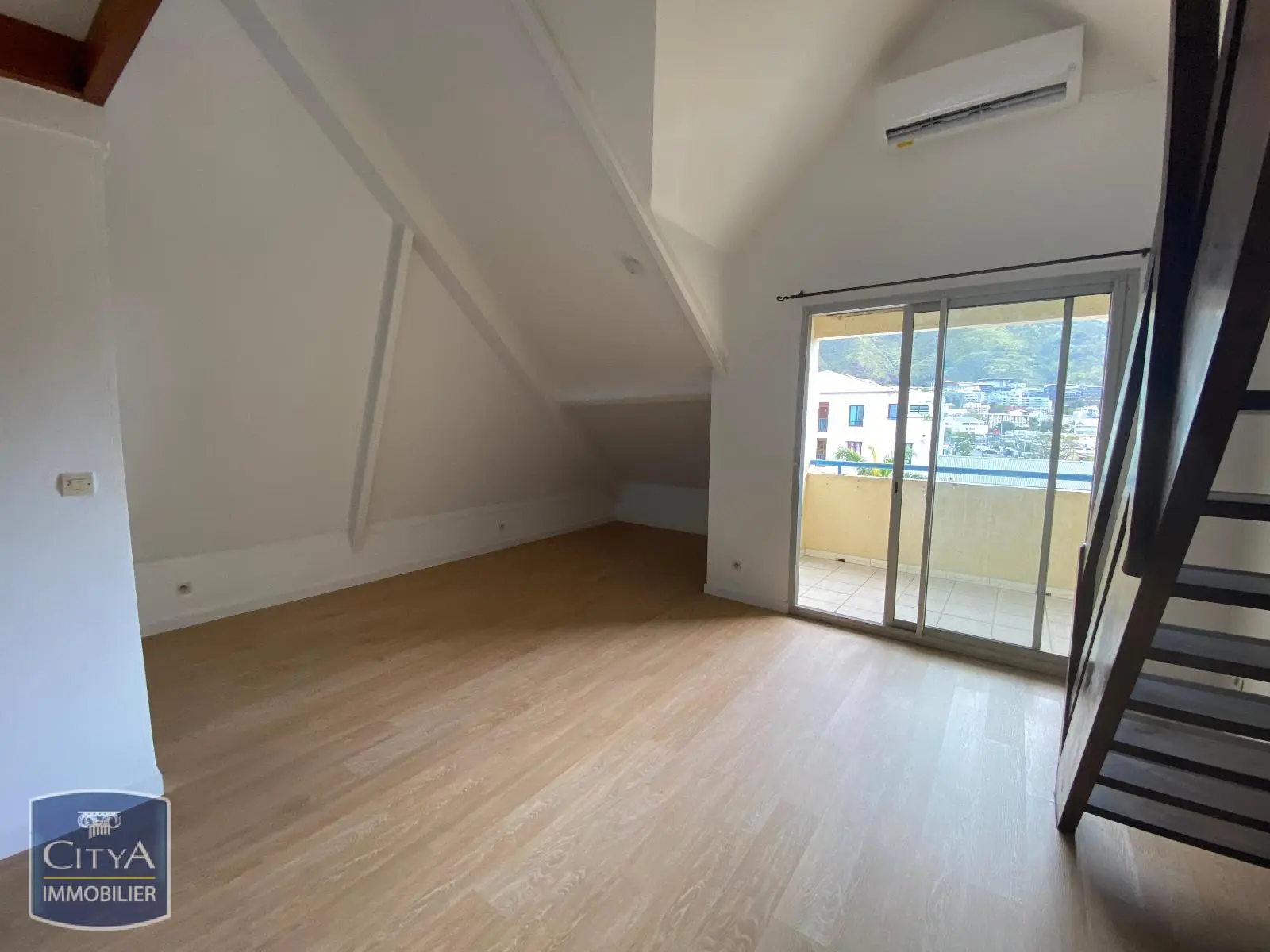 Photo 1 Appartement 2 pièces 35.75m²