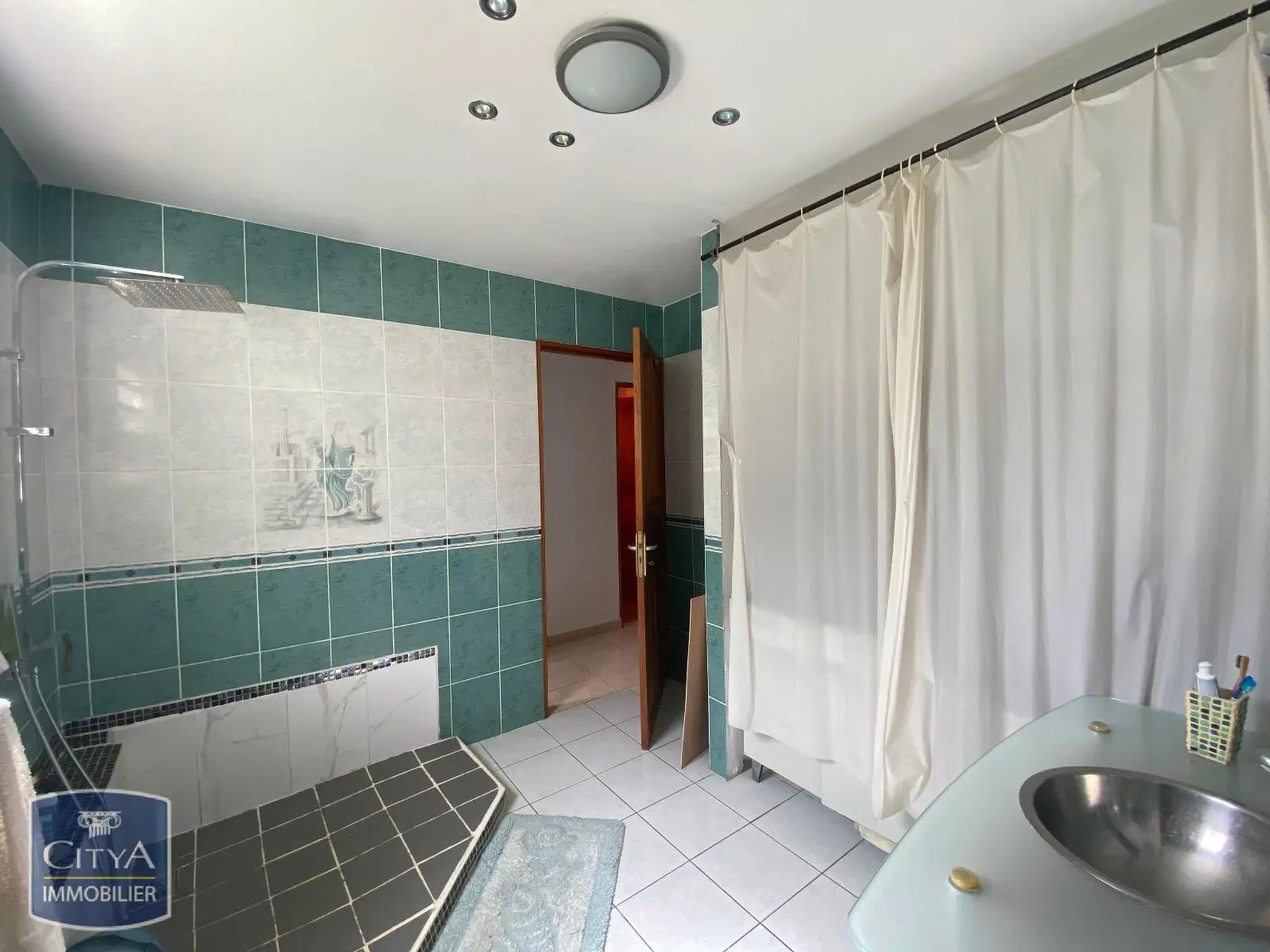 Photo 17 Appartement 5 pièces 100m²