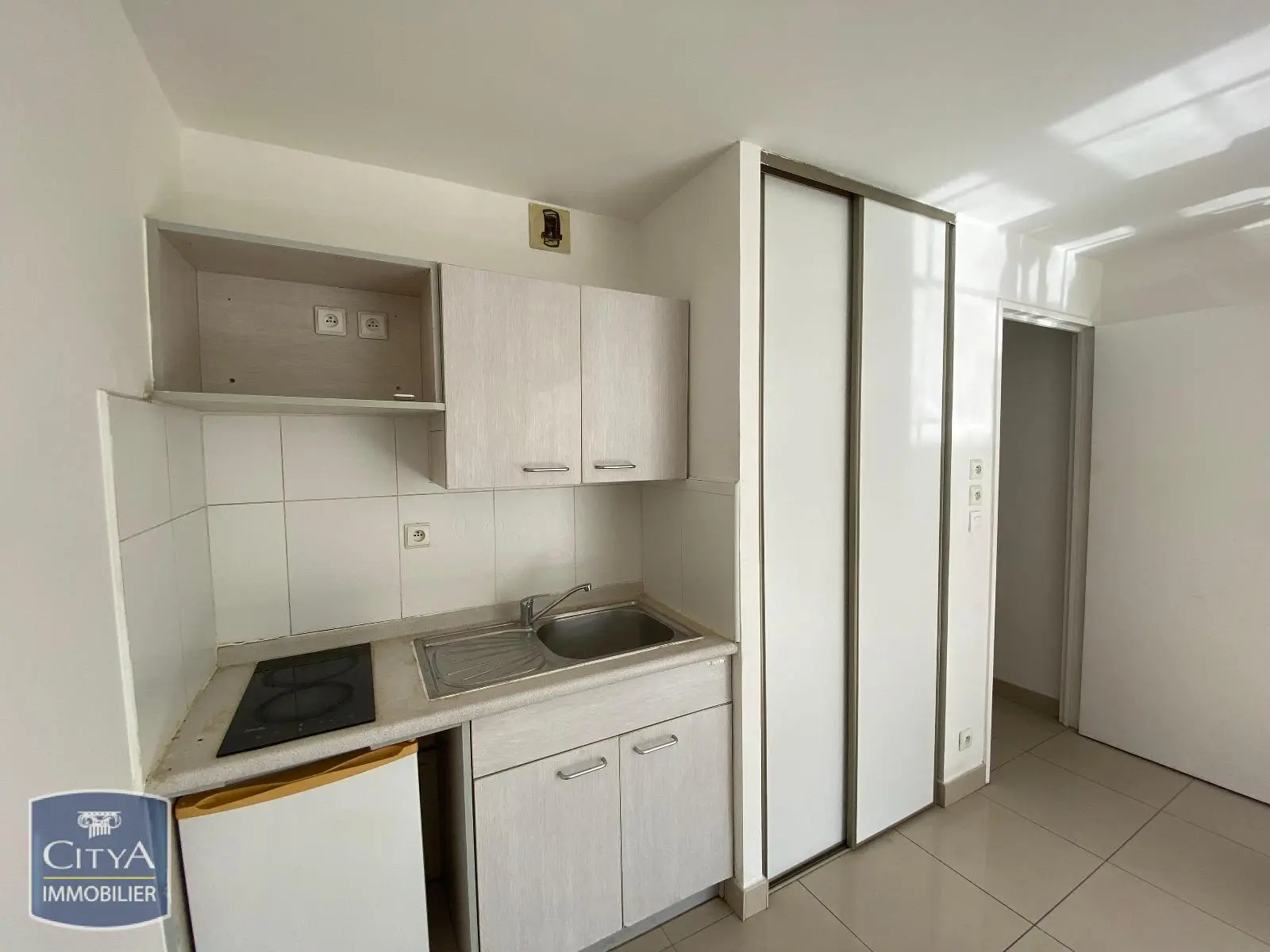 Photo 2 Appartement 1 pièce 21.32m²