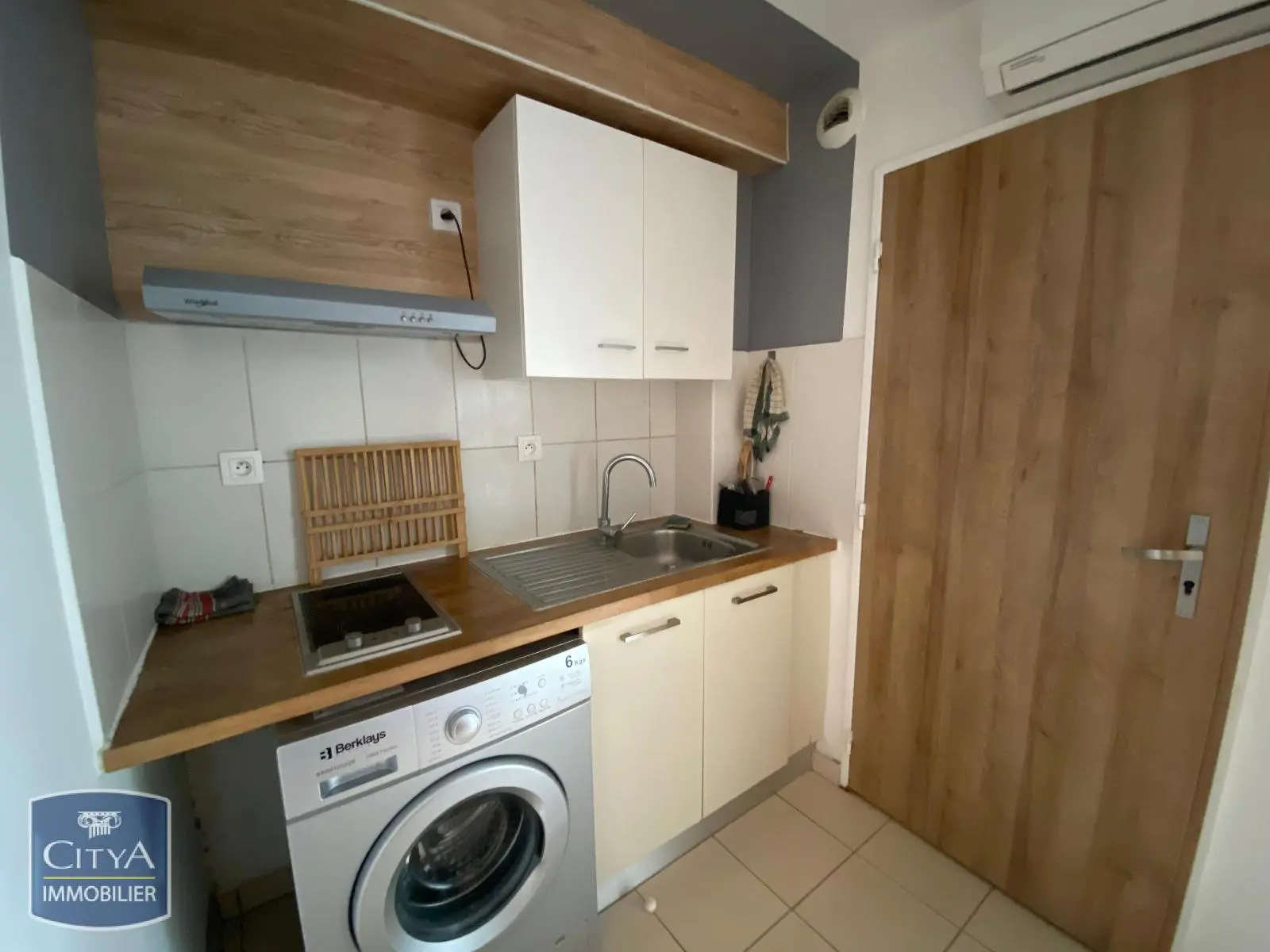 Photo 3 Appartement 1 pièce 20.74m²