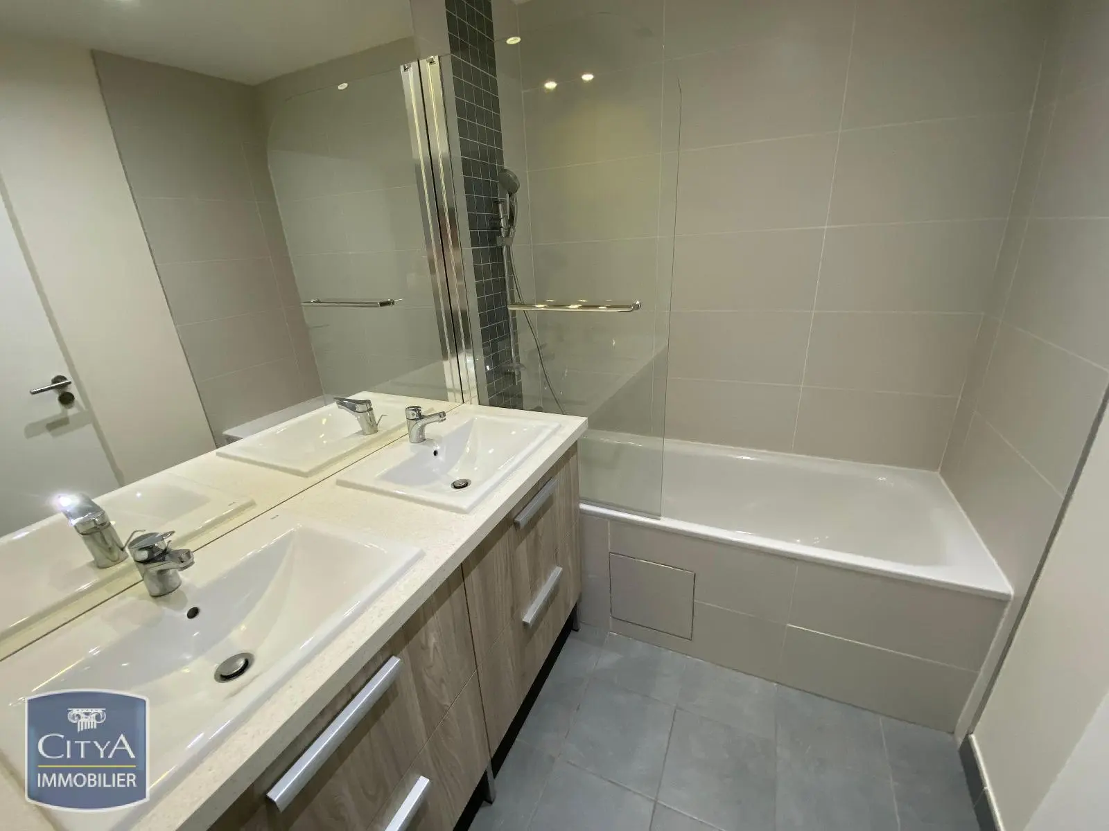 Photo 5 appartement Saint-Denis
