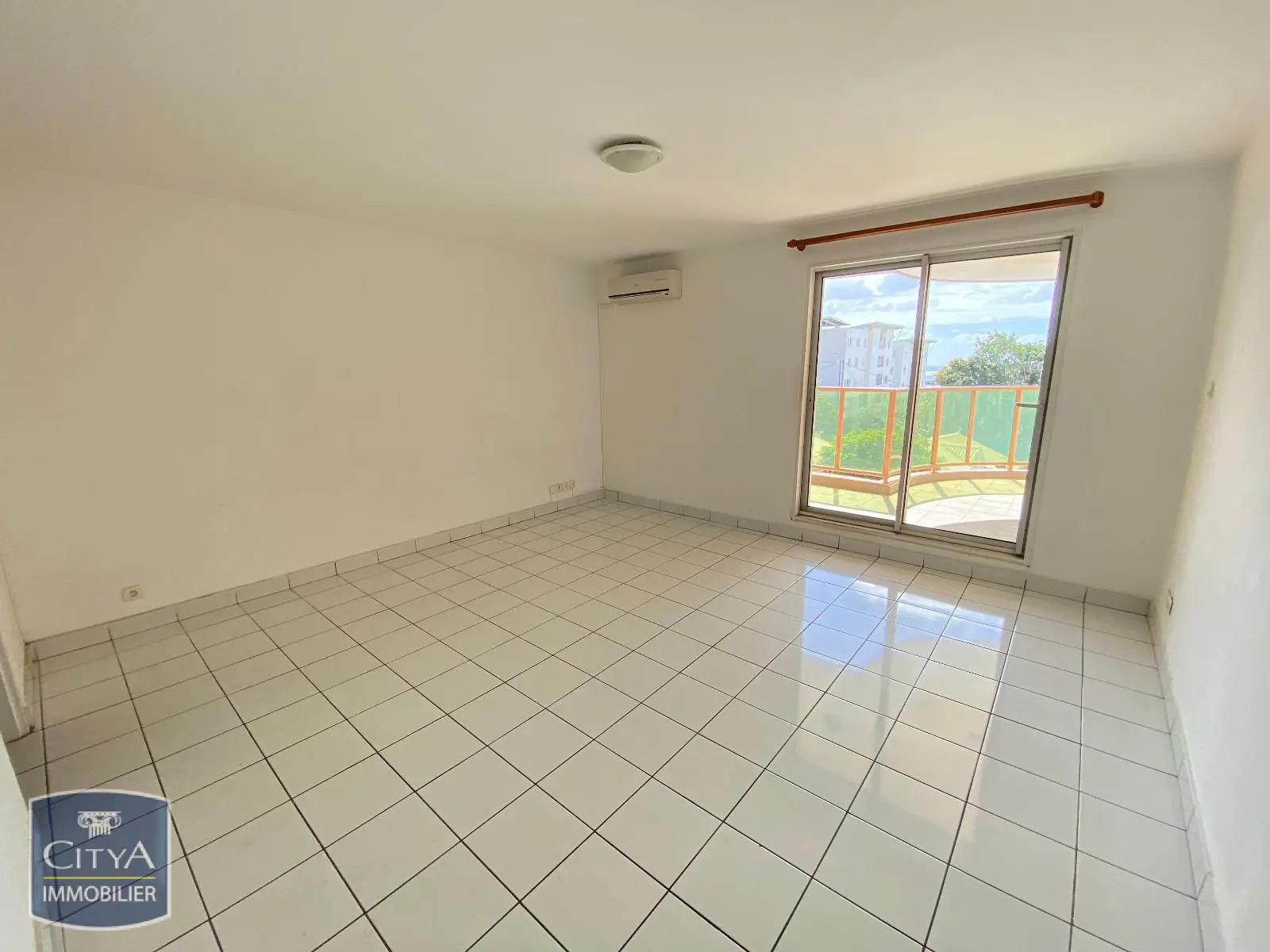 Photo 2 Appartement 1 pièce 29.05m²