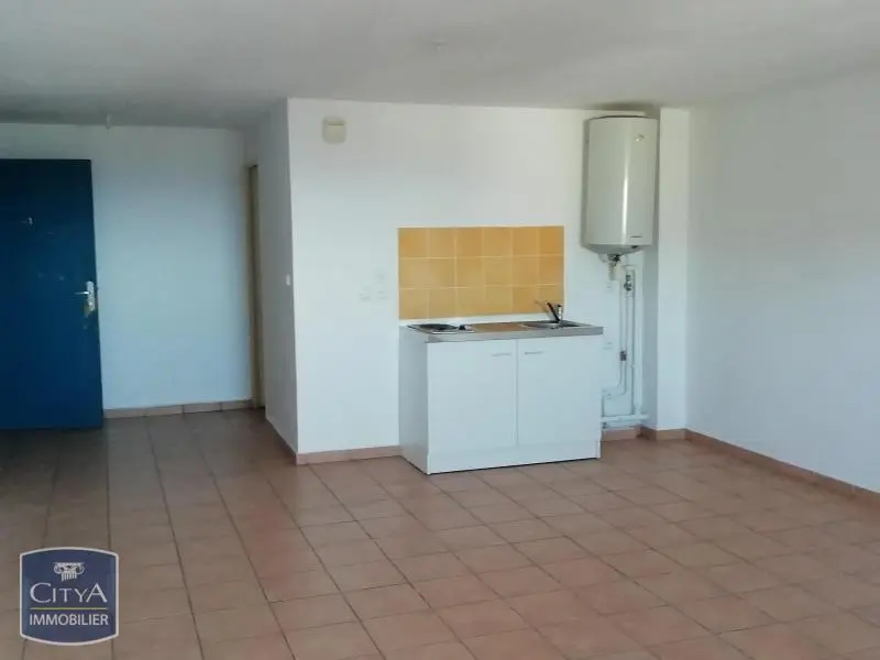 Photo 2 Appartement 1 pièce 47.57m²