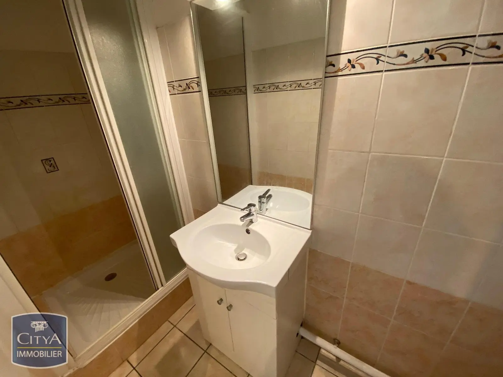Photo 2 Appartement 1 pièce 24m²