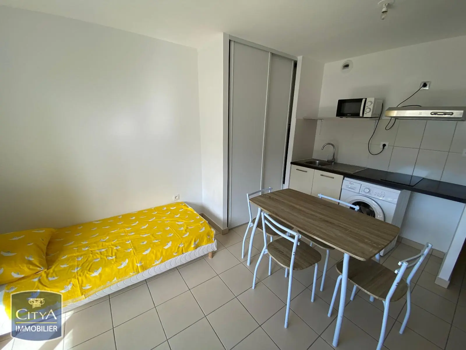Photo 2 Appartement 1 pièce 20.92m²
