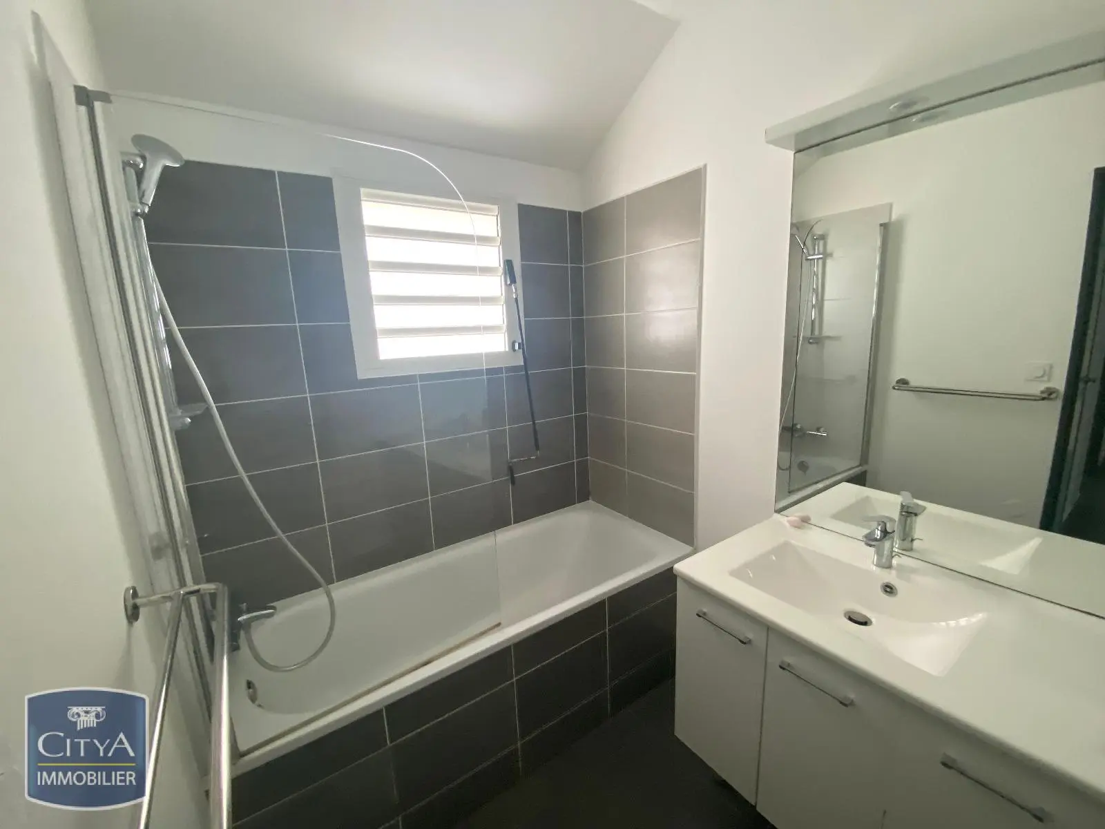 Photo 2 Maison 5 pièces 109m²