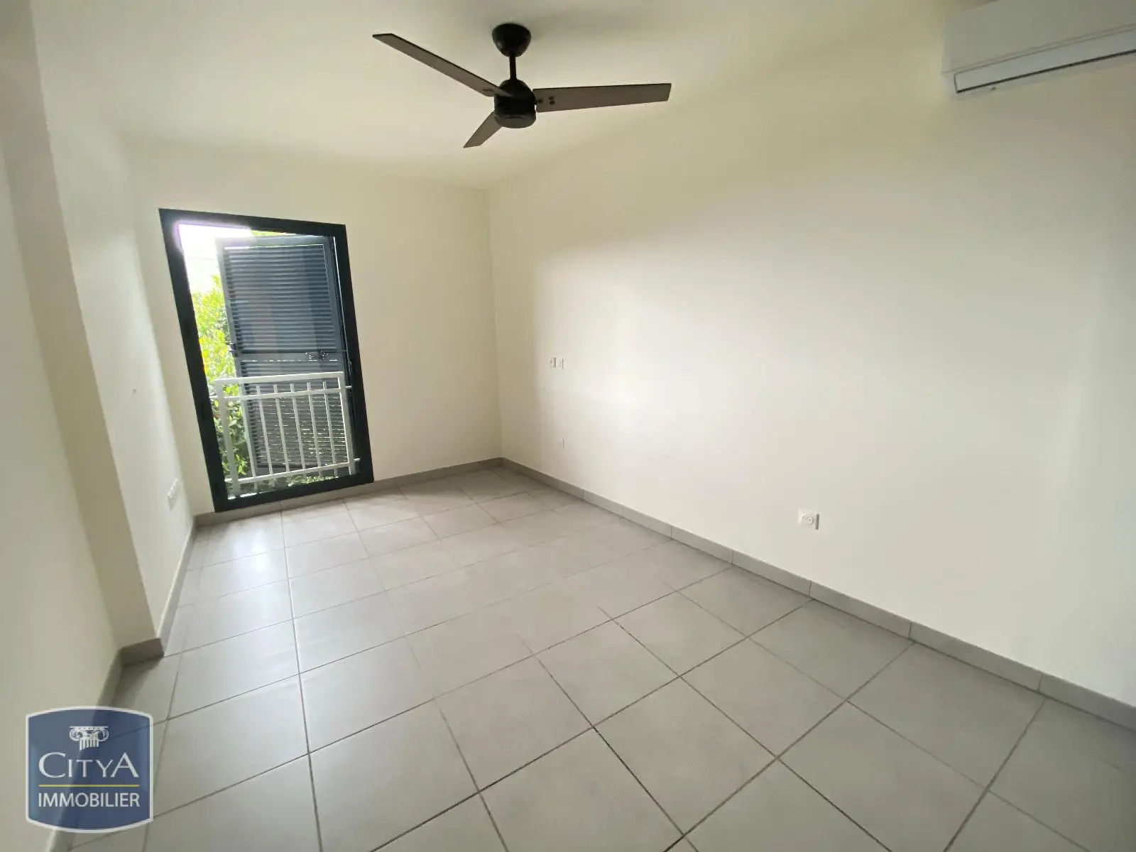 Photo 2 Appartement 4 pièces 88.12m²