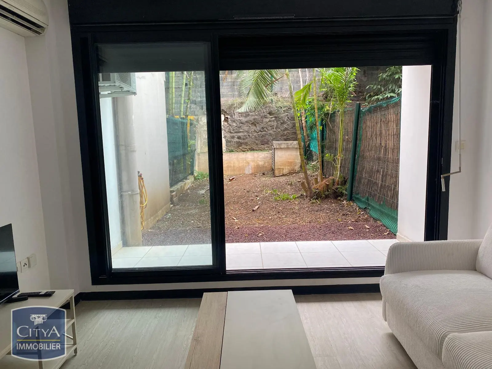 Photo 1 Appartement 1 pièce 20m²