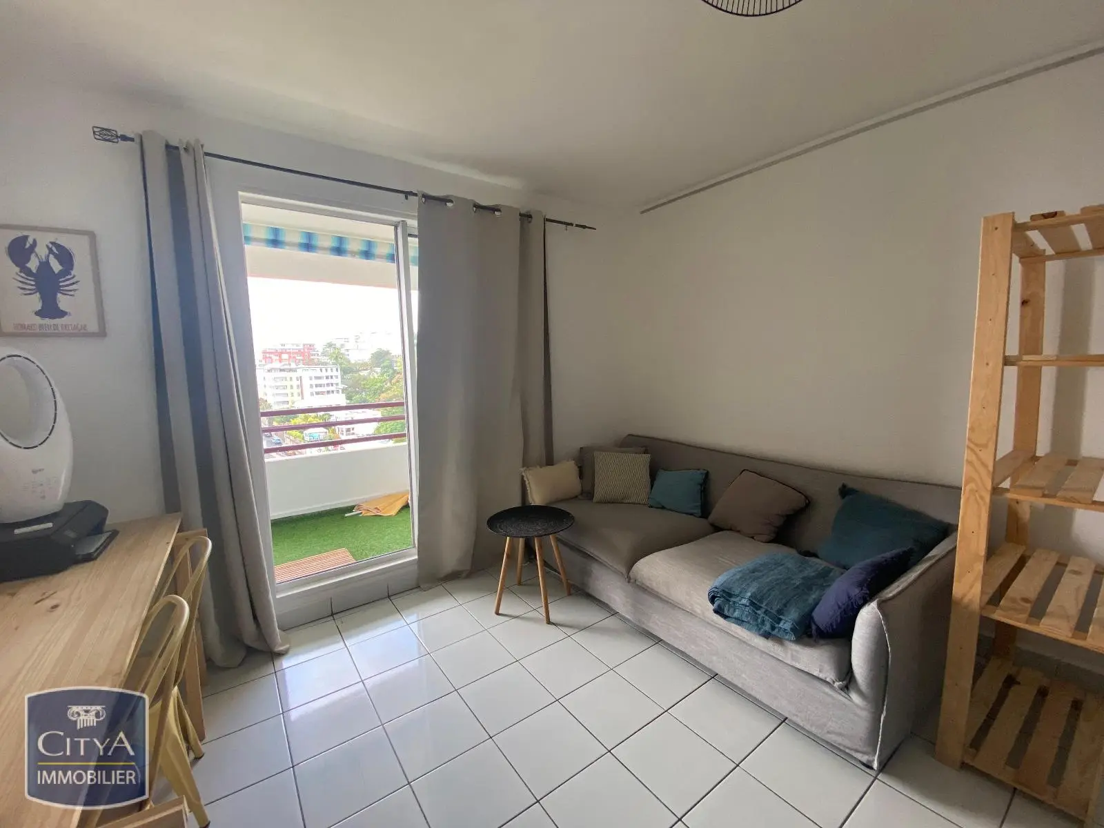 Photo 1 Appartement 1 pièce 22.28m²